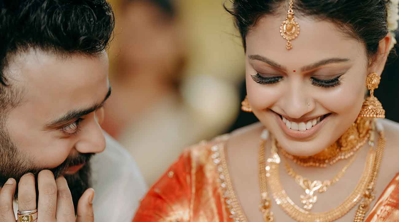 Wedding Photographer in Delhi NCR | Upasna Studio Mayur Vihar Phase-1