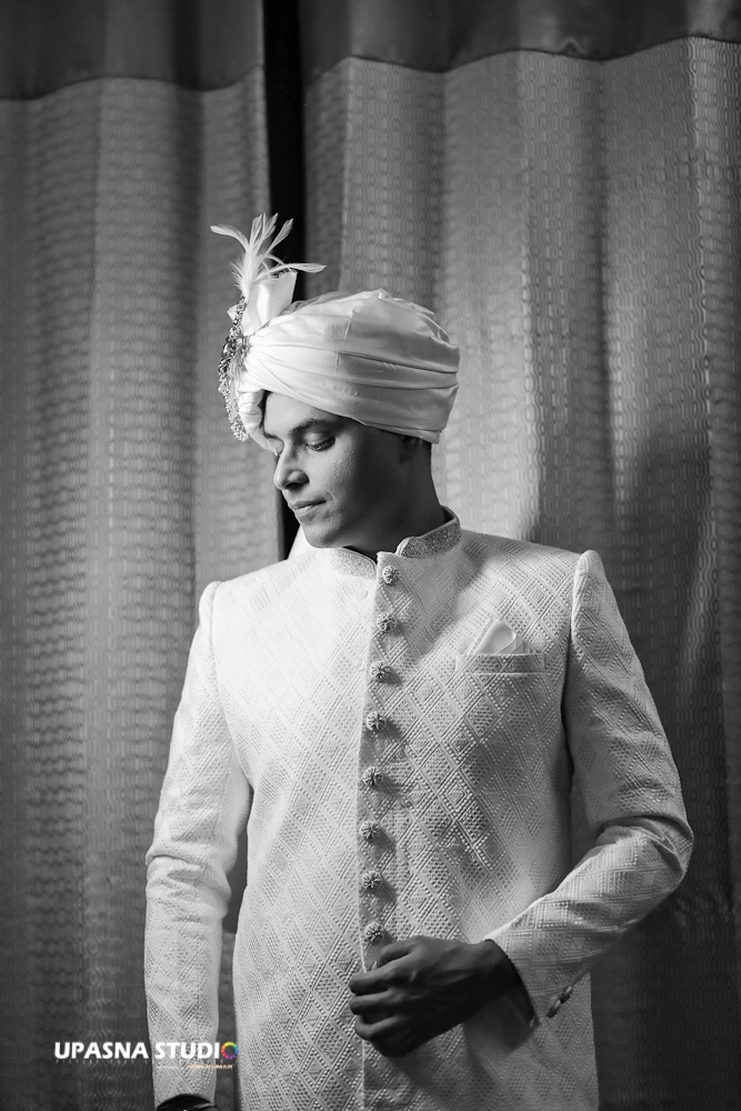 Wedding Photographers in Noida | Candid Wedding Photographer in Delhi