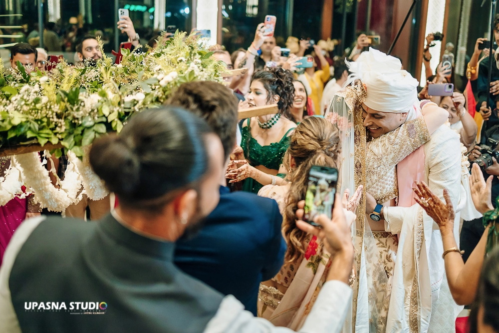Wedding Photographers in Noida | Candid Wedding Photographer in Delhi