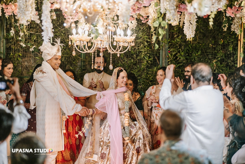 Wedding Photographers in Noida | Candid Wedding Photographer in Delhi