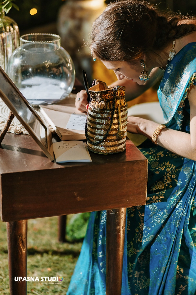 Best wedding Photographer in Ghaziabad Upasna Studio Photography