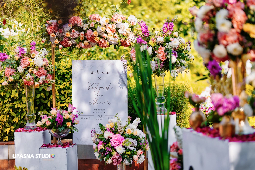 Best wedding Photographer in Ghaziabad Upasna Studio Photography