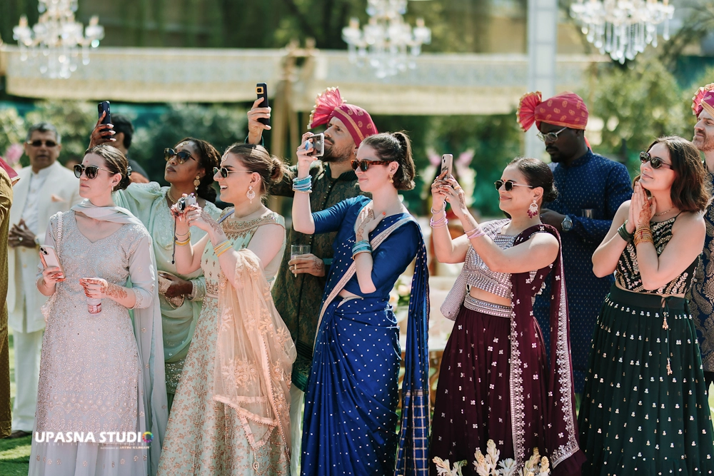 Best wedding Photographer in Ghaziabad Upasna Studio Photography