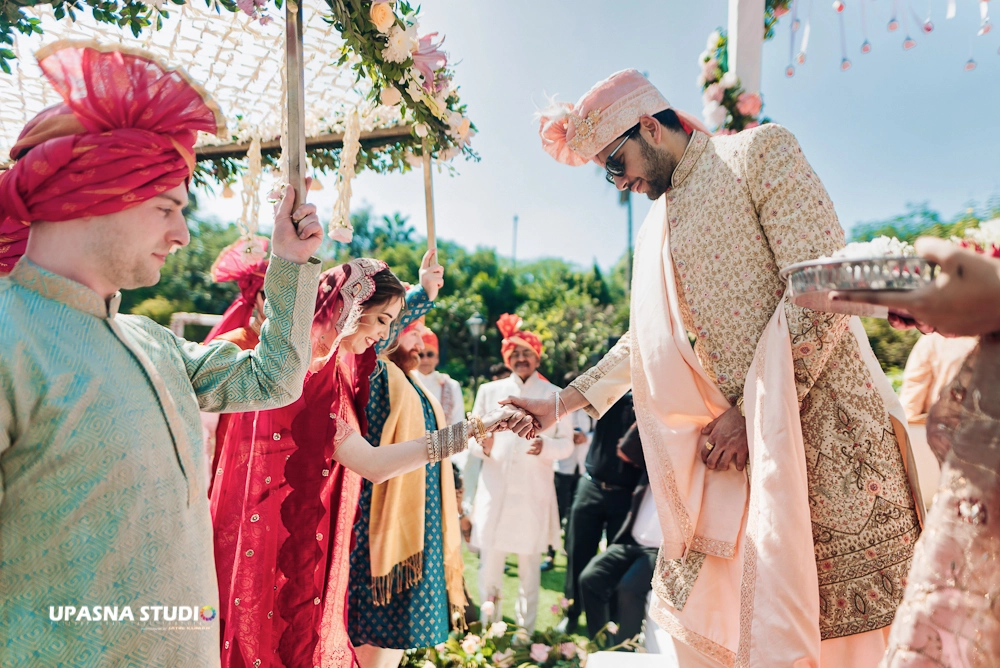 Best wedding Photographer in Ghaziabad Upasna Studio Photography